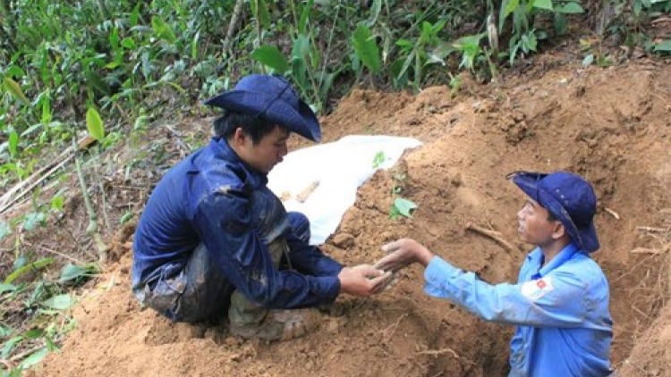 Bài 9-12 Cà Mau: ba ia saat mai song mik va di glai U Minh hạ