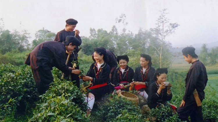 10.6 - Khik ramik ilamu bangsa Sán Chỉ meng dom kalupkapul daoh Soóng cọ