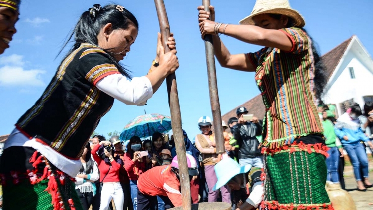 Khaw tin pagaiy harei 13/2