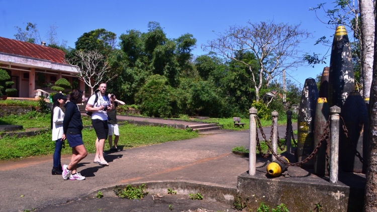 Khau  tin 10h30 và 14h30 harei 17/2/2017