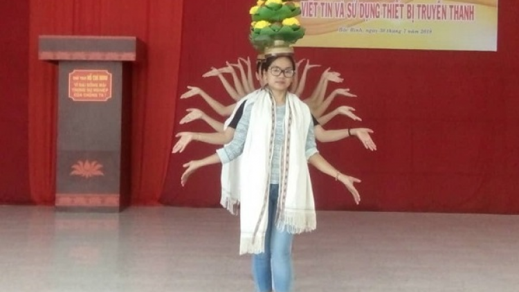 Khaw tin page harei 22/8