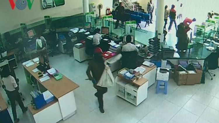 Khaw tin cala harei 7/9