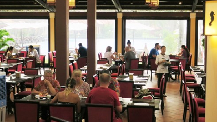 Biến thách thức jeng cơ hội ka ikan pra Việt Nam