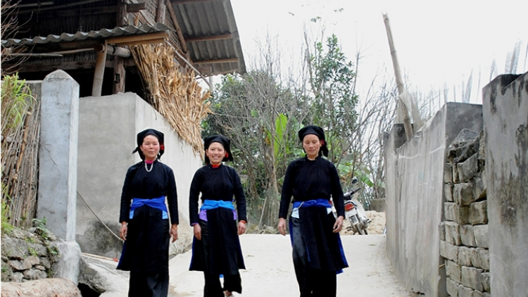 Hà Giang kham merat patrun kathaot padang ngak palei pala barau