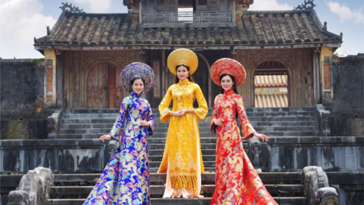 Khaw tin 10h30 saong 14h30 harei 18/4