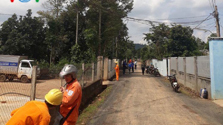 Dam dara Dak Lak truac hadah jalan palei,  mbaok meta bhum pasai salih birau