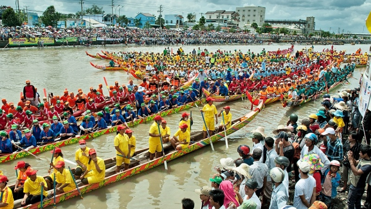 Pakacah ghe Ngo – harei roya di bhap bini Khmer Nam bộ