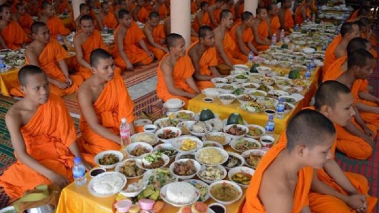 Biak karei adat Sen Đôn Ta di bhap bani Khmer