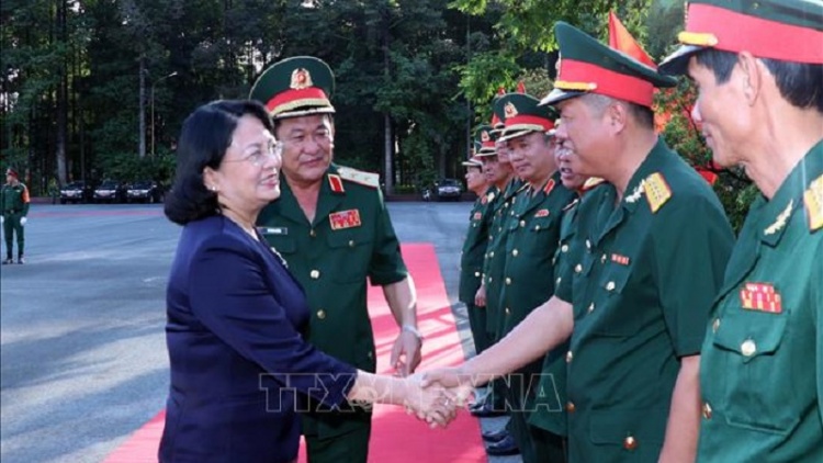 Pahadar 75 thun Harei dak padang Bol lin bhap bani Việt Nam saong 30 thun Harei Quốc phòng taong abih bhap bani, biar harei kabroi 16/12, Phaok akaok negar Đặng Thị Ngọc Thịnh hu mai rivang saong ngak bruk haong Bộ Tư lệnh Quân khu 7