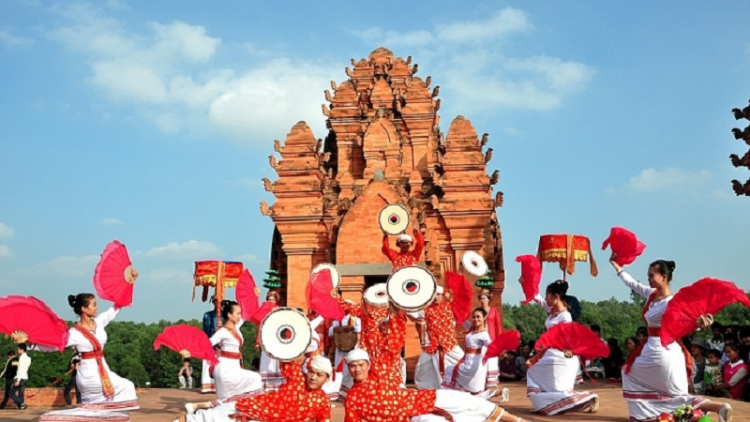 Patoa tamia Cam dalam bhap bini