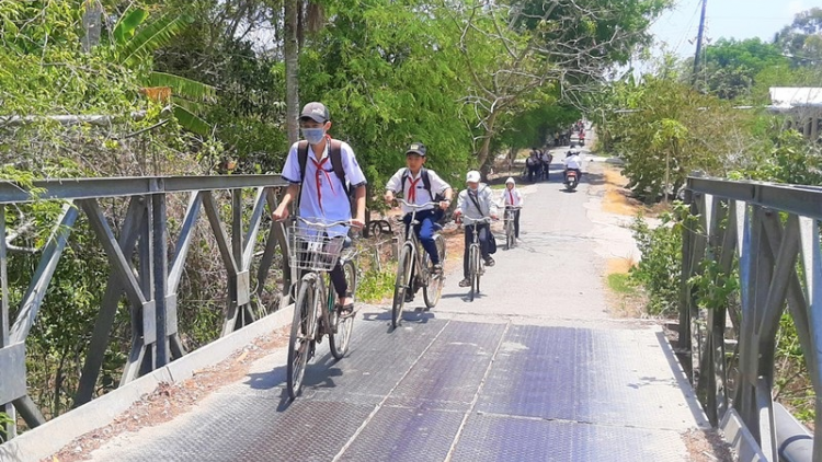 Radiuk birau di bhum taneh glai U Minh Hạ