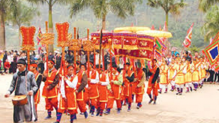 Ginreih  chuông patau di Tây Nguyên