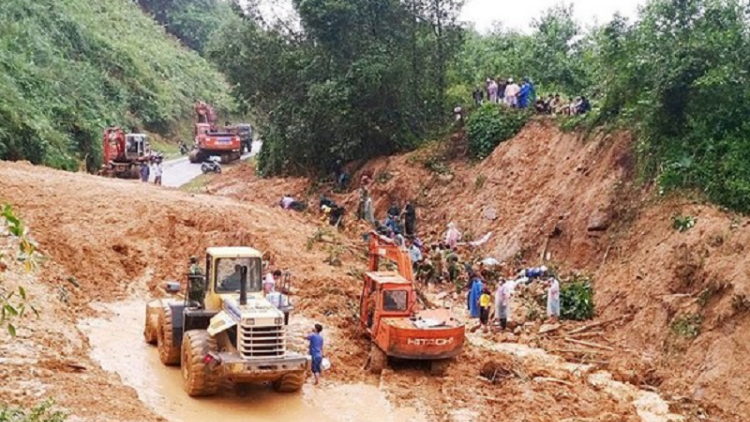 Dalam tuk gah chức năng dok duah urang dok lahik song kuac haluk patau piah peih jalan roya 40B di labik palei 1, xã Trà Tân, huyện Bắc Trà My (Quảng Nam), ye rah tabiak bruk glut jaleih taneh labaih 5.000 m3 tuh trun njauk labik ni