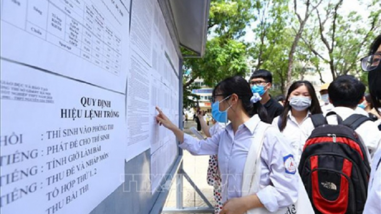 Page ini 27/8, Mentri pato megru brei thau điểm pakacah tamat THPT  2020 mbang ka 1