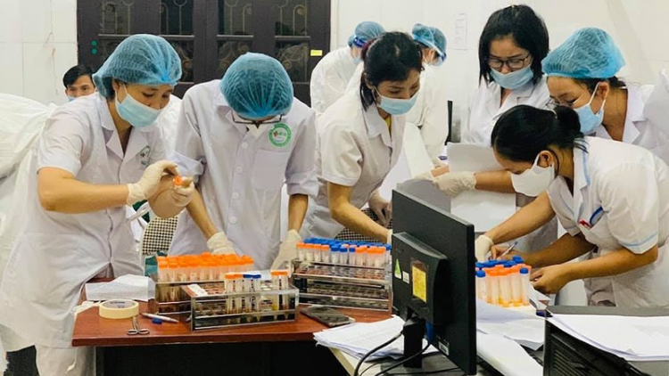 Mesup ini (28/6), Mintri Y tế brei thau, dalam 12 mon tapa, Việt Nam hu 97 urang njom Covid-19 dalam taneh ia, rilo di abih lac di TP.HCM hu 62 urang.