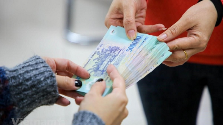 Mintri Lao động Thương binh saong Xã hội bahrau pathau khan tagok rajaei ka bruk jien bilan, jien thưởng Tết di urang ngak di thun 2021.