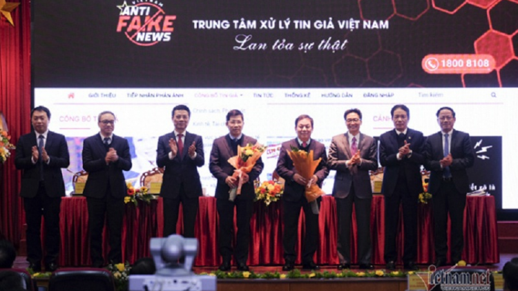 Mintri Thông tin song  Truyền thông bahrau peih pasak langyah tin ja Việt Nam piah taduan mek, duah mboh, taong yaom, pagam angan tin ja, brei thau bruk biak.