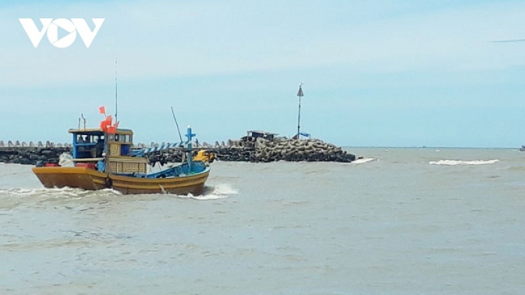 Jalan tame oh ka lagaih, ghe gilai kan pataok tame pabah lamnge Phan Rí Cửa