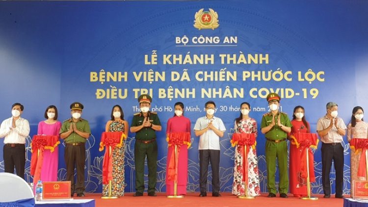 Harei 30/8, di TP.HCM, Mintri Công an peih pakaak sang iek ruak dã chiến Phước Lộc (huyện Nhà Bè), taong ruak ka menuac ruak COVID-19 dalam ban raya