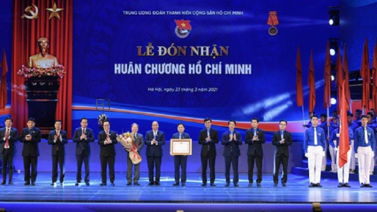 Mesup ni (23/3), di Hà Nội, Kapul dam dara CS Hồ Chí Minh pakat negar peih bruk pahadar 90 thun harei padang Kapul song taduan Huân chương Hồ Chí Minh