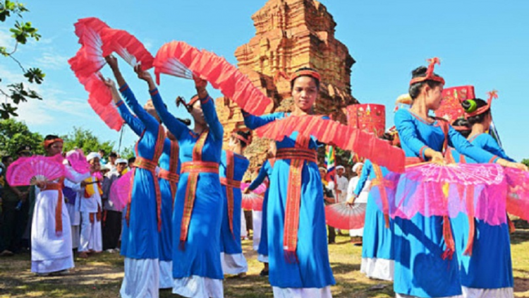 Hadah hadai bhum urang Cam Bình Thuận