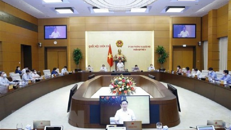 Page ini, di Sang Quoc hoi, Mbang nyaom ka 5 di Uỷ ban Thường vụ Quốc hội peih pakak