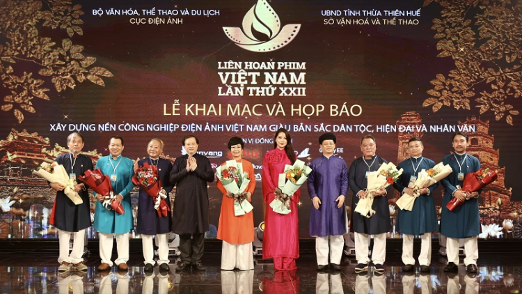 Harei pataom Phim Việt Nam mbang ka XXII ngan song kadha "Dak padang công nghiệp điện ảnh Việt Nam bak ilamu bangsa, salih bahrau song siam gheih " hu peih tabiak di harei 18/11 di ban Huế