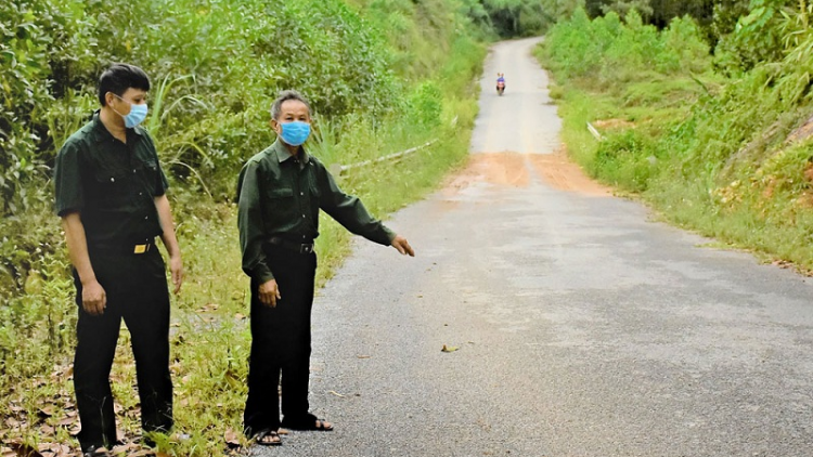 Urang dahlau deih ngak bol lin Nguyễn Thanh Tùng, kreih camin brei taneh ngak jalan palei pala