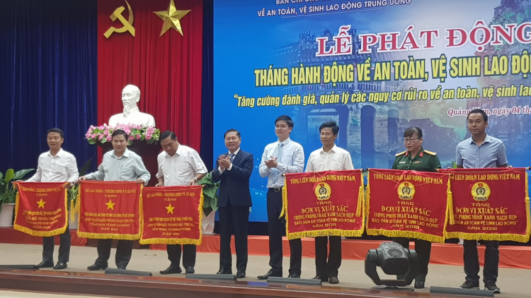 T’đhang moon c’xêê pa bhrợ n’đắh yêm têêm pa brhợ ta têng c’moo 2019