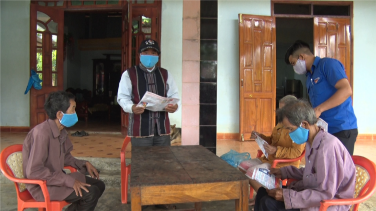 Bắc Trà My: T’cooh bhươl lâng xa nay bh’rợ zâl cha groong pr’luh cr’ăy Covid-19