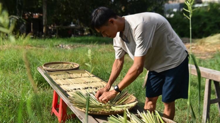 Tơợp bhrợ têng cha tơợ bhiệc ta pưn cơnh cr’noọ cr’niêng liêm pr’hay