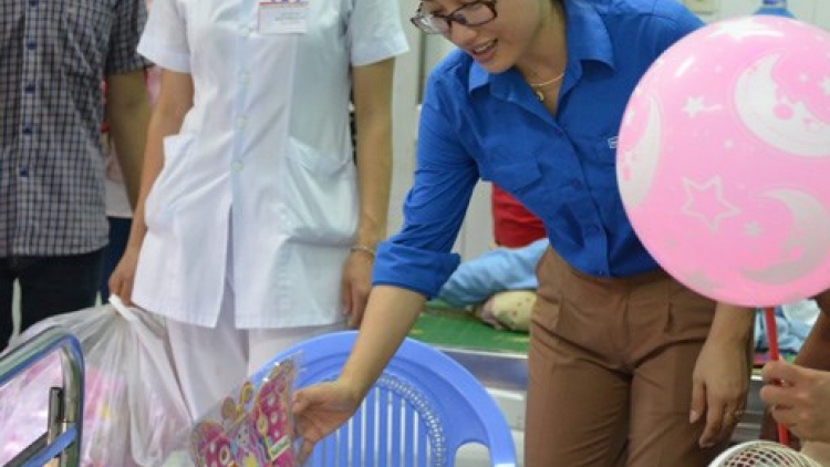 Chắp Hơnh đợ c’rơ g’lếêh cóh bh’rợ tr’nêng âng apêê pân’đil