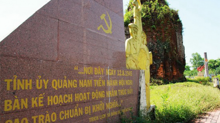 Chr’nắp pr’hay Cách mạng c’xêê T’cool cóh Quảng Nam, Đà Nẵng