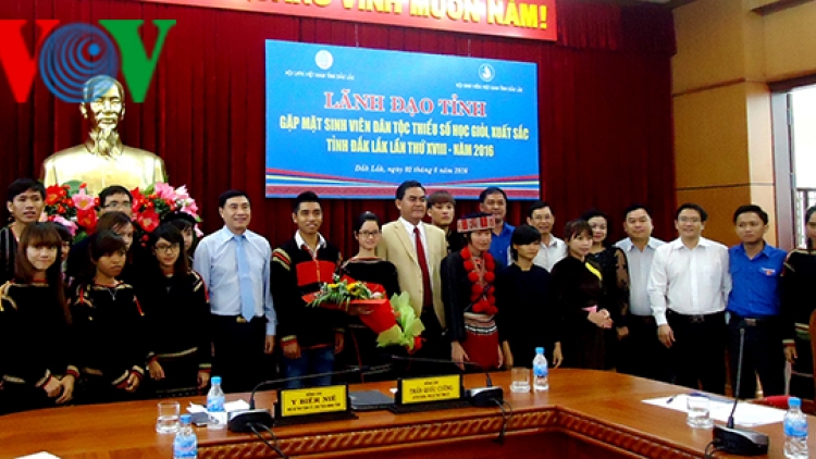 Đắc Lắc: Rau t’bhlâng z’lấh zr’nắh k’đháp âng sinh viên manúyh acoon cóh