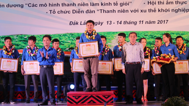 Đăk Lăk: Cr’nọo bh’rợ đha đhâm c’mor bhrợtêng cha choom chroi k’rong bhrợ têng vel bhươl t’mêê