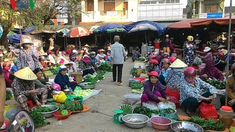 Chr’nắp liêm chợ  tr’cuôl c’xêê 3 đhị Minh Hoá, tỉnh Quảng Bình