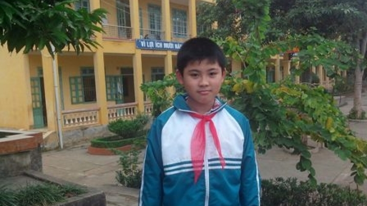 Ma nứih tr’haanh cóh bh’rợ xa nay “ Moon râu n’liêm, bhrợ râu n’crêê”