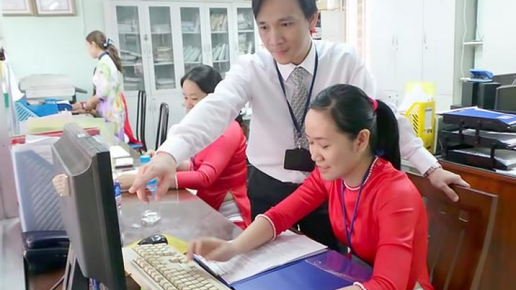 Xang Đại hội Đảng bộ bơr pêê tỉnh miền Trung: M’bứi bhlầng apêê cán bộ pân đil