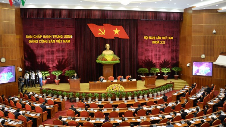 Lêy cớ Hội nghị Trung ương 8: C’nặt bh’rợ ha dưr cóh pa dưr c’rơ xr’mil đhị bhrợ têng