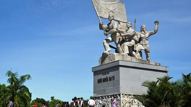 Tr’xăl liêm coh vel đong Ba Tơ grơơ nhool