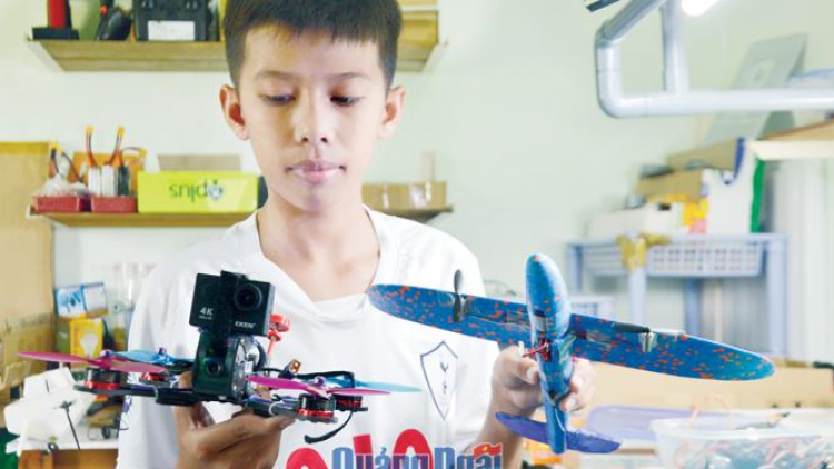 Acoon p’niên học trò da ding ca coong chắp kiêng