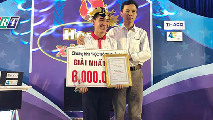 Acoon p’niên học trò bhriêl g’lăng