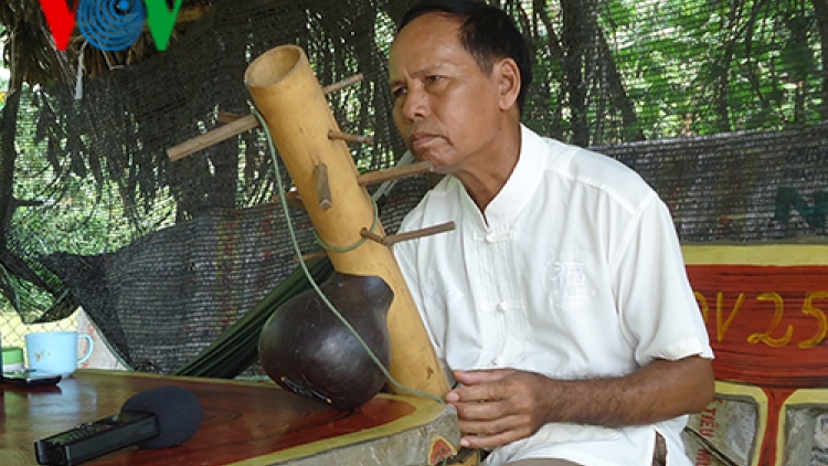 T’coóh vel Y Hơ-Pa’noong p’têết cr’noọ bh’rợ âng đảng lâng loom luônh đhanuôr vel Knia