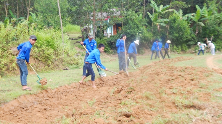 Lang p’niên Thăng Bình bhrợ têng cha đhị k’tiếc vel bhươl