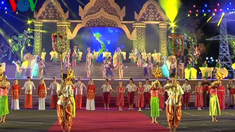 Trà Vinh k’rang lêy pa dưr Đảng lâng pa choom đươi dua ma nuýh acoon cóh Khmer