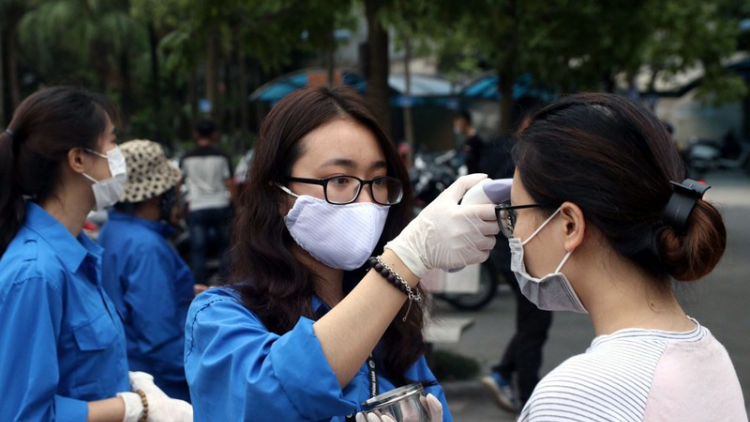 Sinh viên Đại học Đà Nẵng tr’pac râu cr’er lâng zr’lụ zêl pr’luh bha lâng