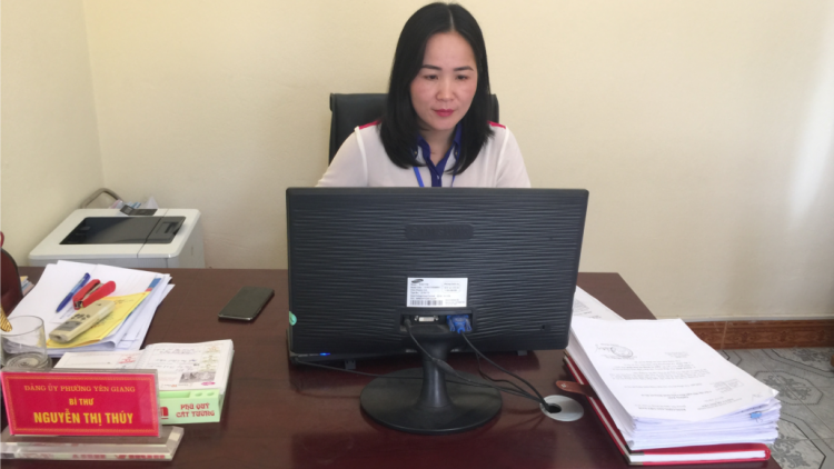 Pân đil Bí thư Đảng uỷ phường muy a năm âng thị xã