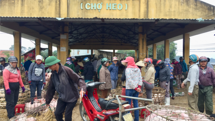 Chô Quảng Nam lướt chợ ha mệ a’ọc t’ngay đăn Tết