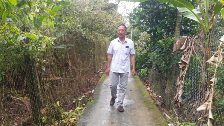 Ma nuyh ca van choh sầu riêng cher đoọng k’tiếc bhrợ trường học