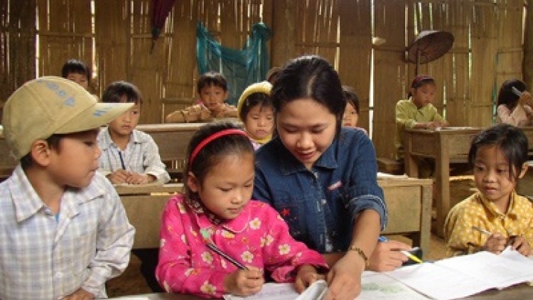 Chrooi đoọng pa dưr dal rau liêm choom cóh bh’rợ học tập âng học sinh zr’lụ zr’nắh k’đháp